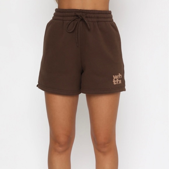 White fox boutique Lounge Shorts in Chocolate "Name Drop" - Picture 2 of 8
